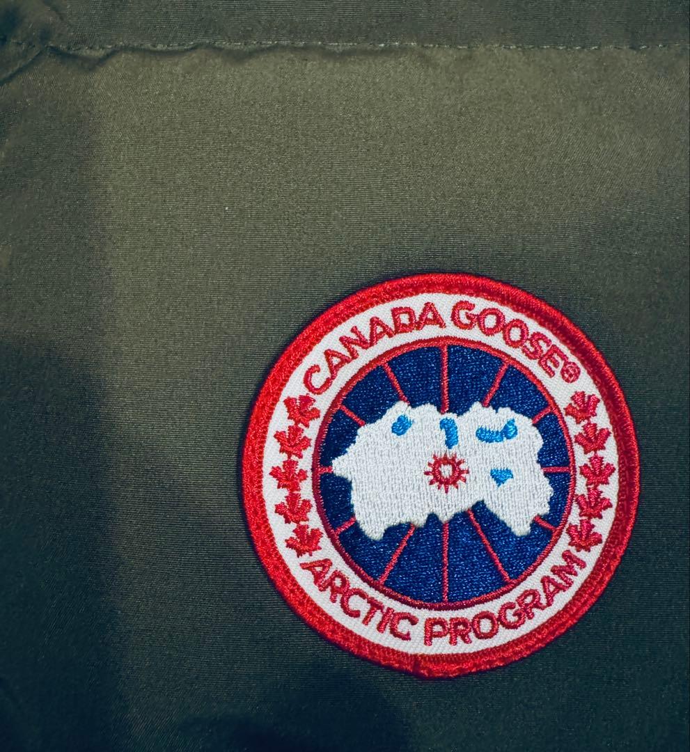 【未使用】 カナダグース ダウンベスト 製 M