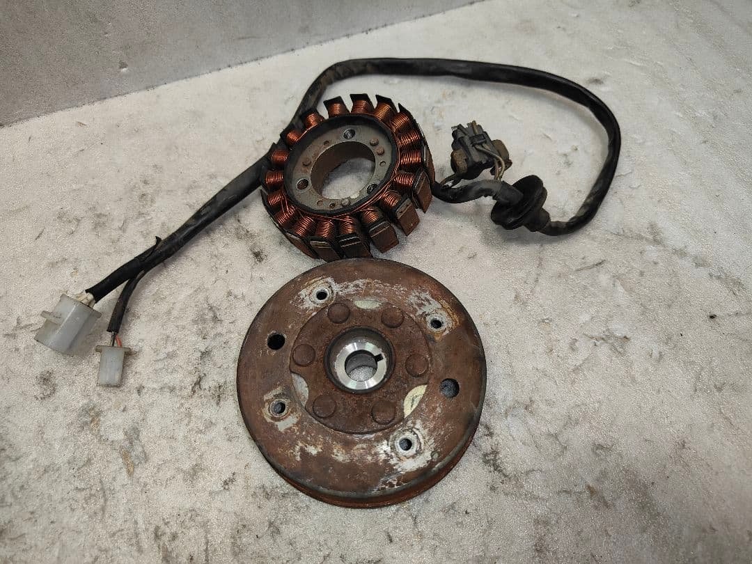 SE12J シグナスX 純正ローター改 軽量加工済み ジェネレーター付き