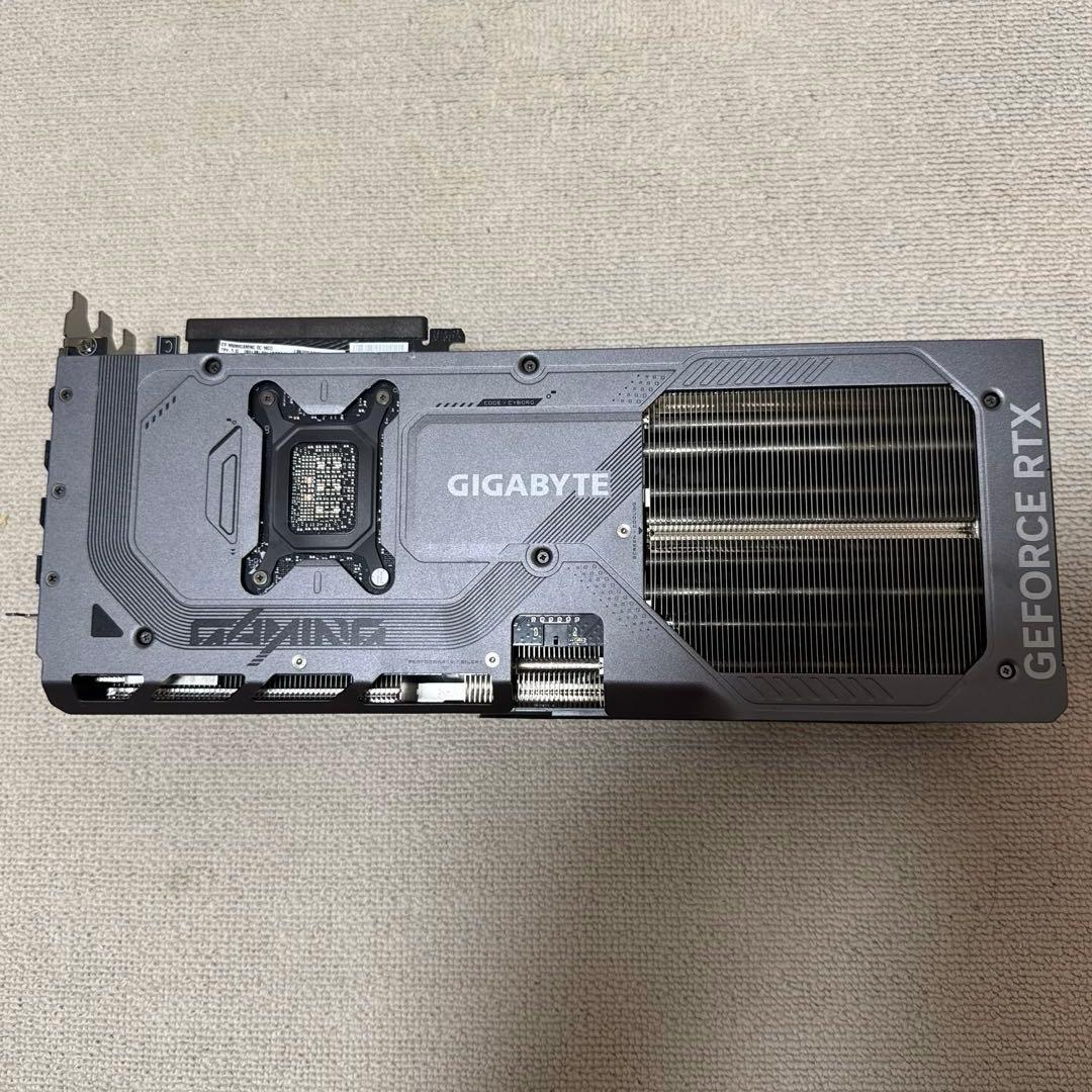 グラフィックボード・グラボ・ビデオカード GIGABYTE RTX 5080 GAMING OC 16G