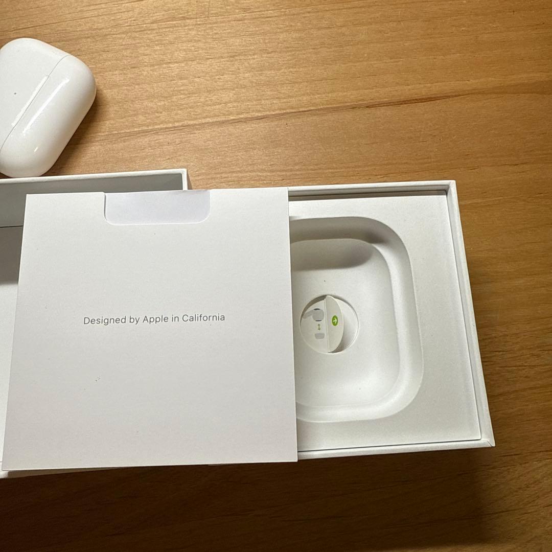 AirPods本体 ホワイト　左耳　Apple純正