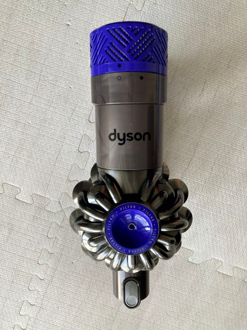 【純正バッテリー交換済】Dyson（ダイソン） V6 fluffy