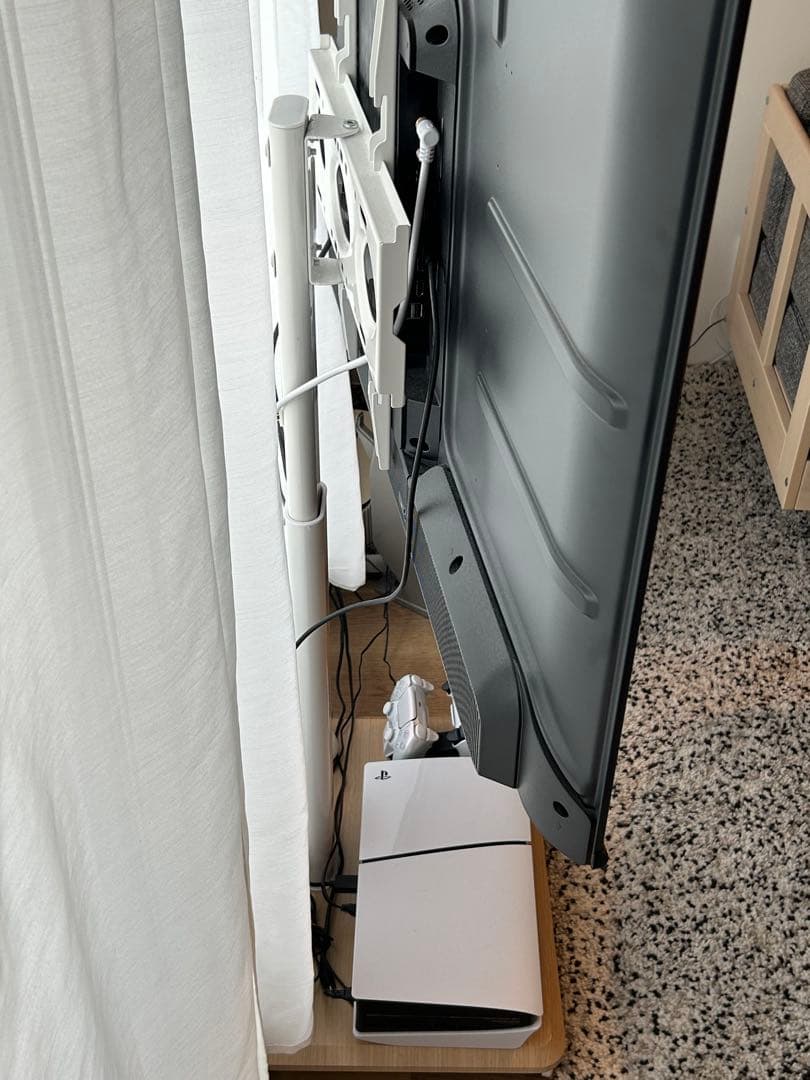 スタンド式液晶テレビ（テレビ台含む)