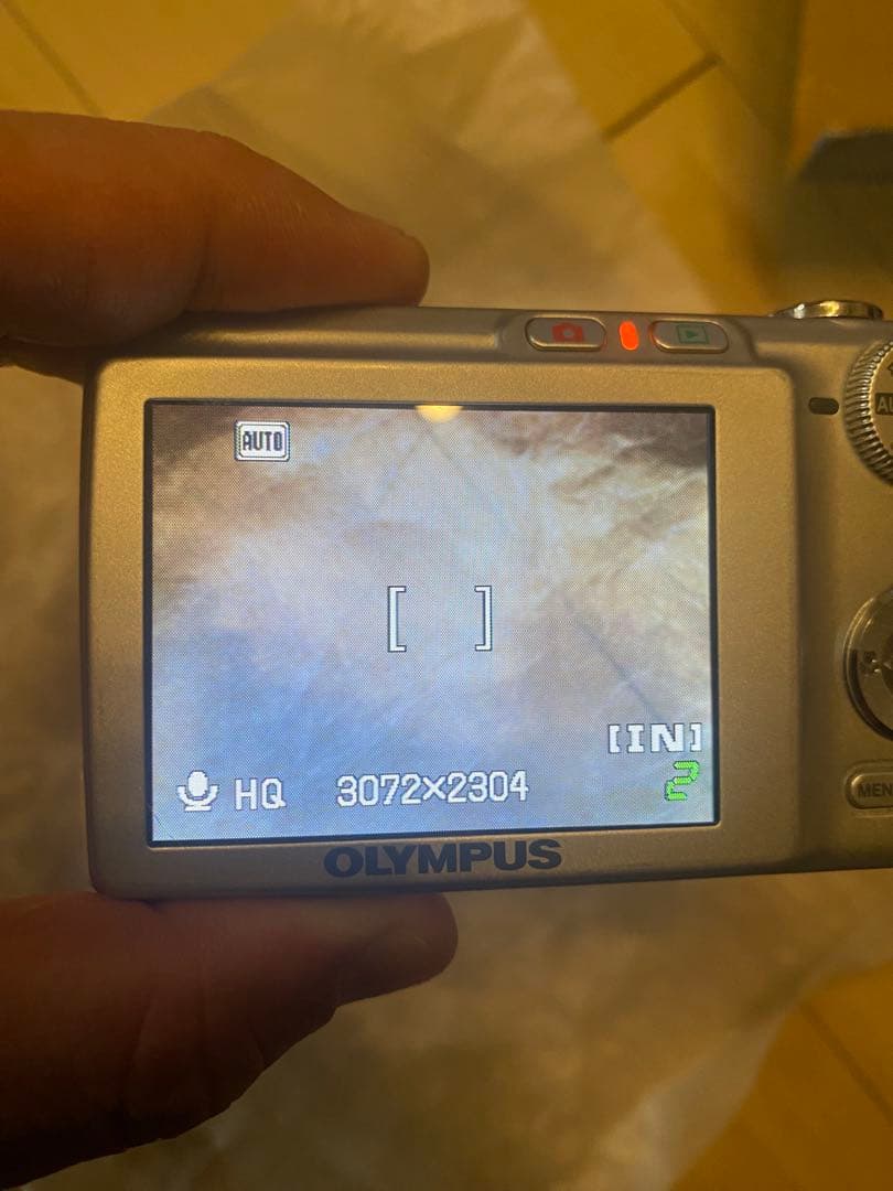 OLYMPUS FE-220 7.1メガピクセル コンパクトデジタルカメラ