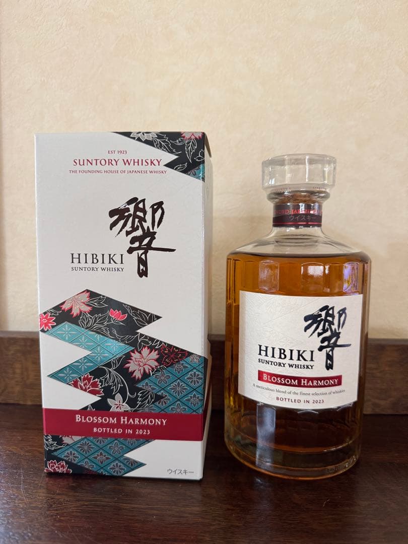 サントリーウイスキー 響 ブロッサム ハーモニー 2023 43度 700ml