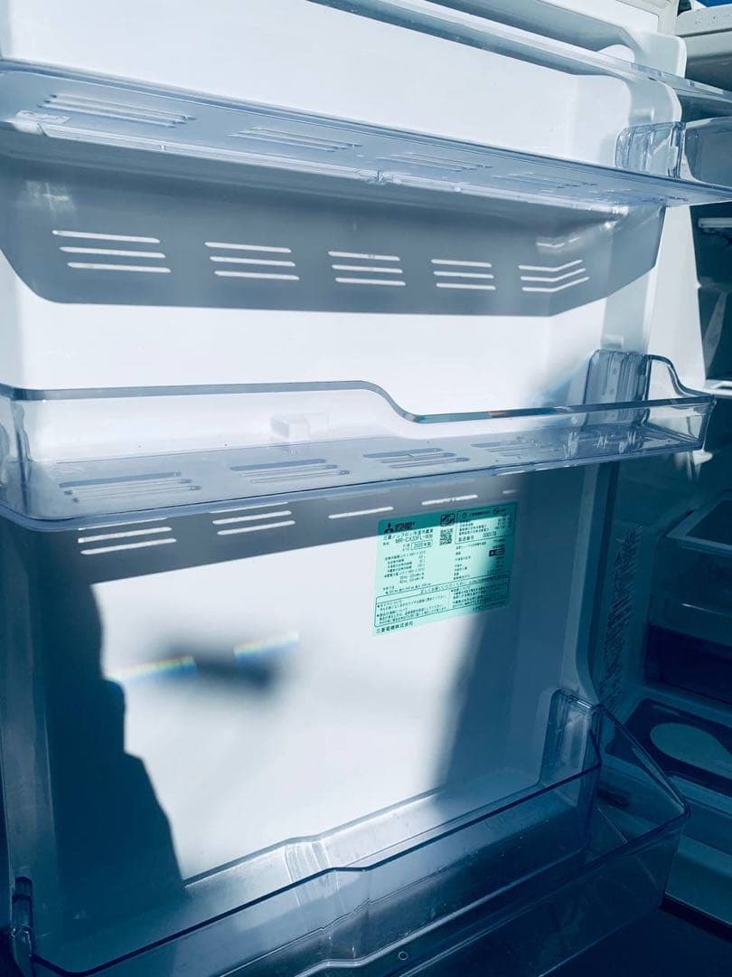 ♦MITSUBISHIノンフロン冷凍冷蔵庫【2020年製】MR-CX33FL-W