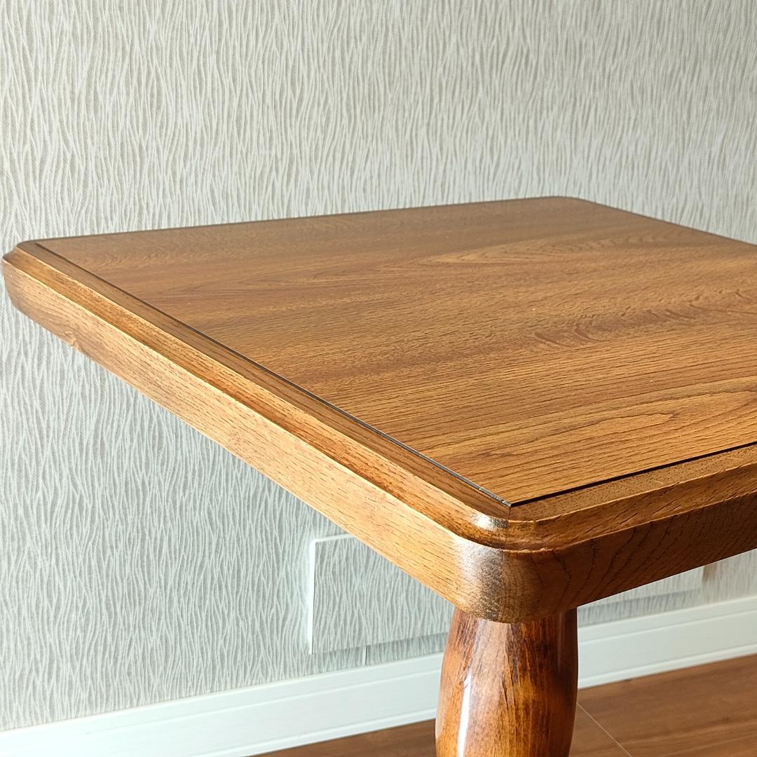 アンティーク　サイドテーブル　コーヒーテーブル　丸脚　スクエア