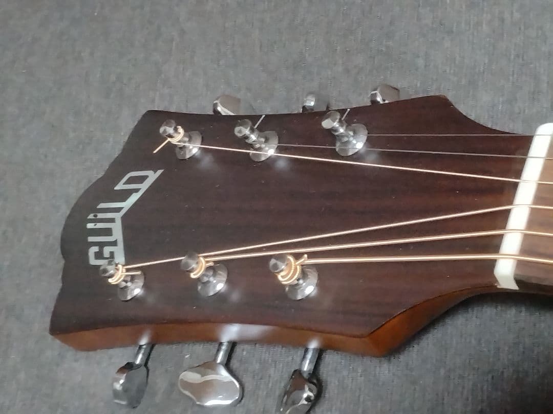 ギター Guild M-240E