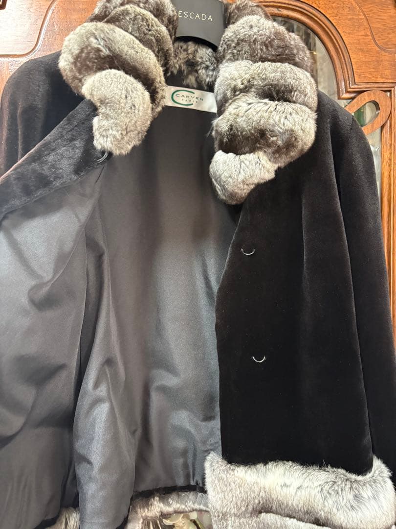 megumi 様　　　　　CARVENカルヴァン チンチラシェアードミンクコート