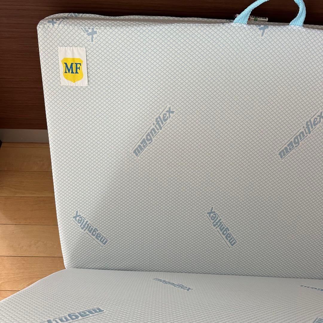 マニフレックス　DDウィング 三つ折り高反発マットレス シングル