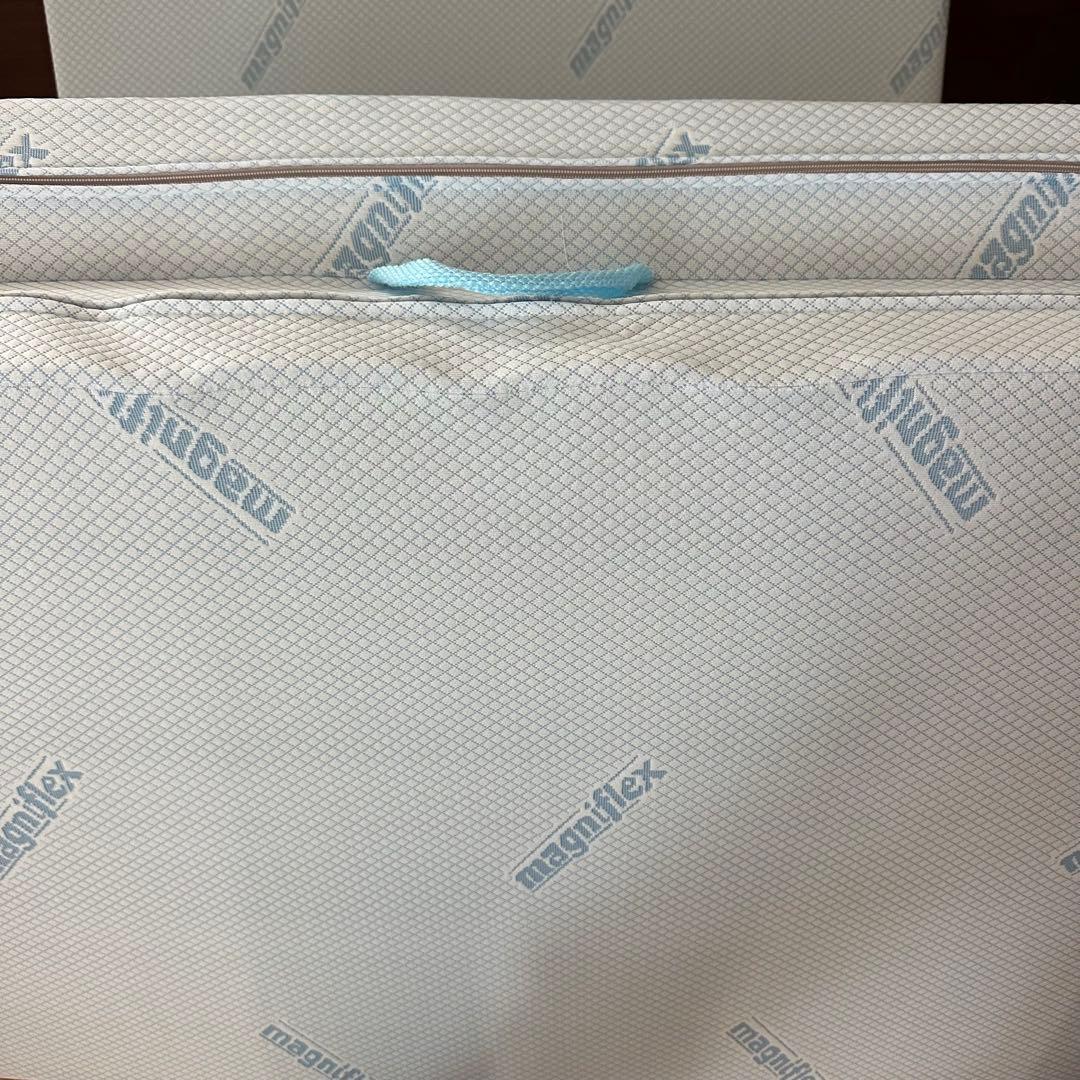 マニフレックス　DDウィング 三つ折り高反発マットレス シングル