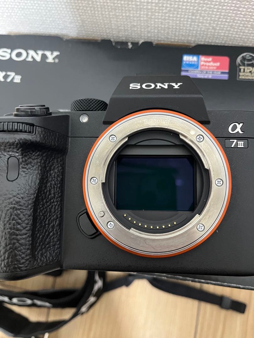 SONY α7Ill ボディ ILCE-7M3 フルサイズミラーレスカメラ