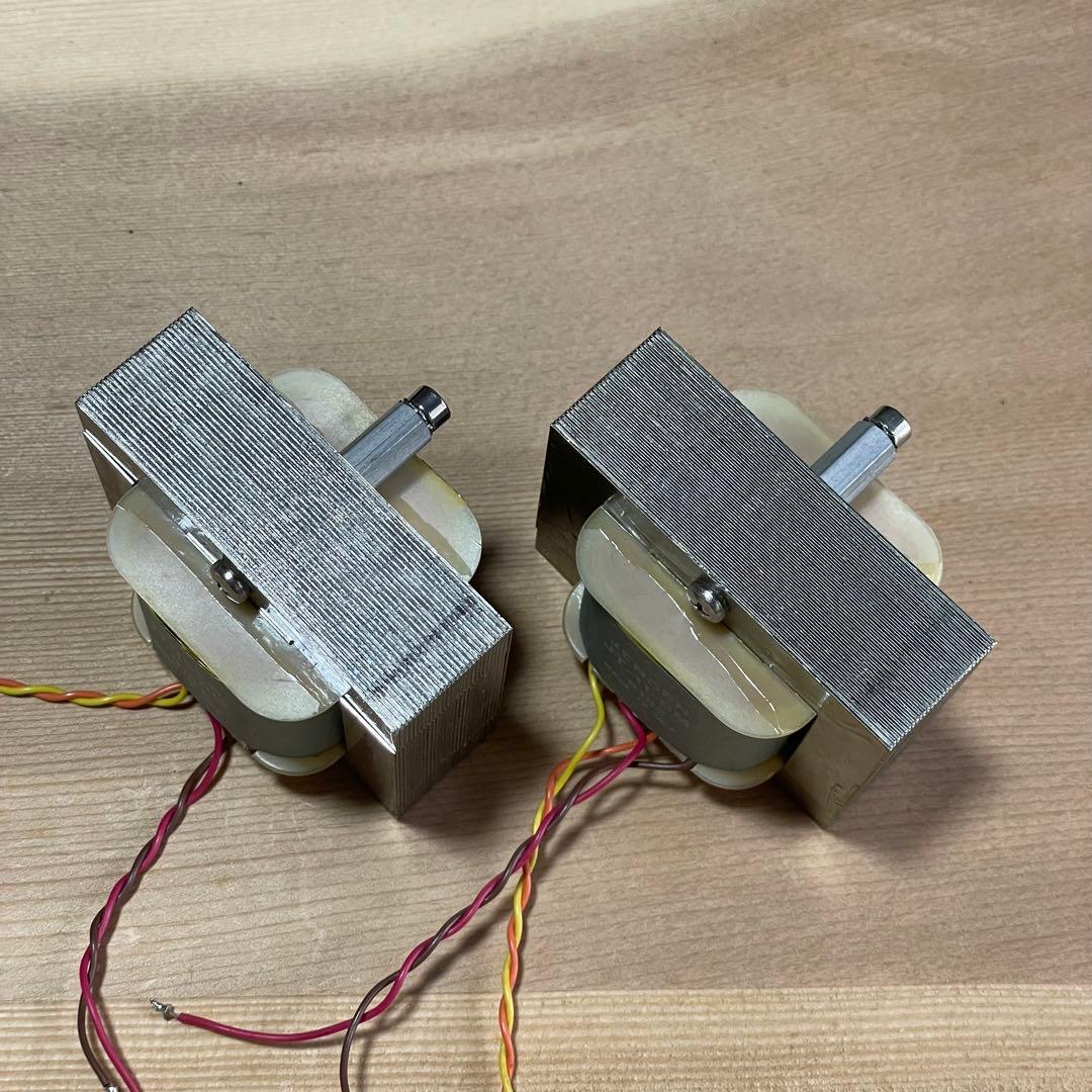  JT-11-BM 出力トランス