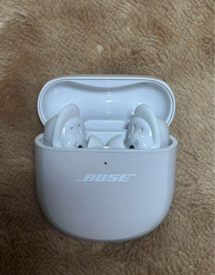BOSE ワイヤレスイヤホン ホワイト Bose QC Earbuds Il