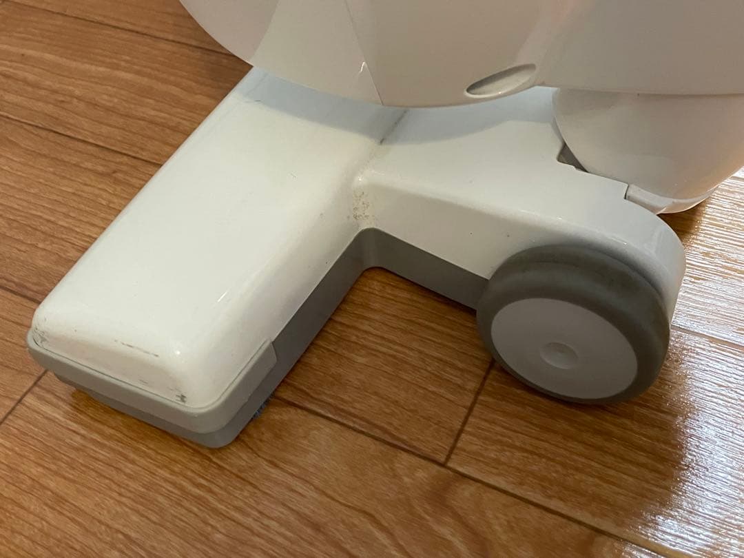 東芝TOSHIBA コンパクト多機能掃除機cafe用に買って数回のみ使用