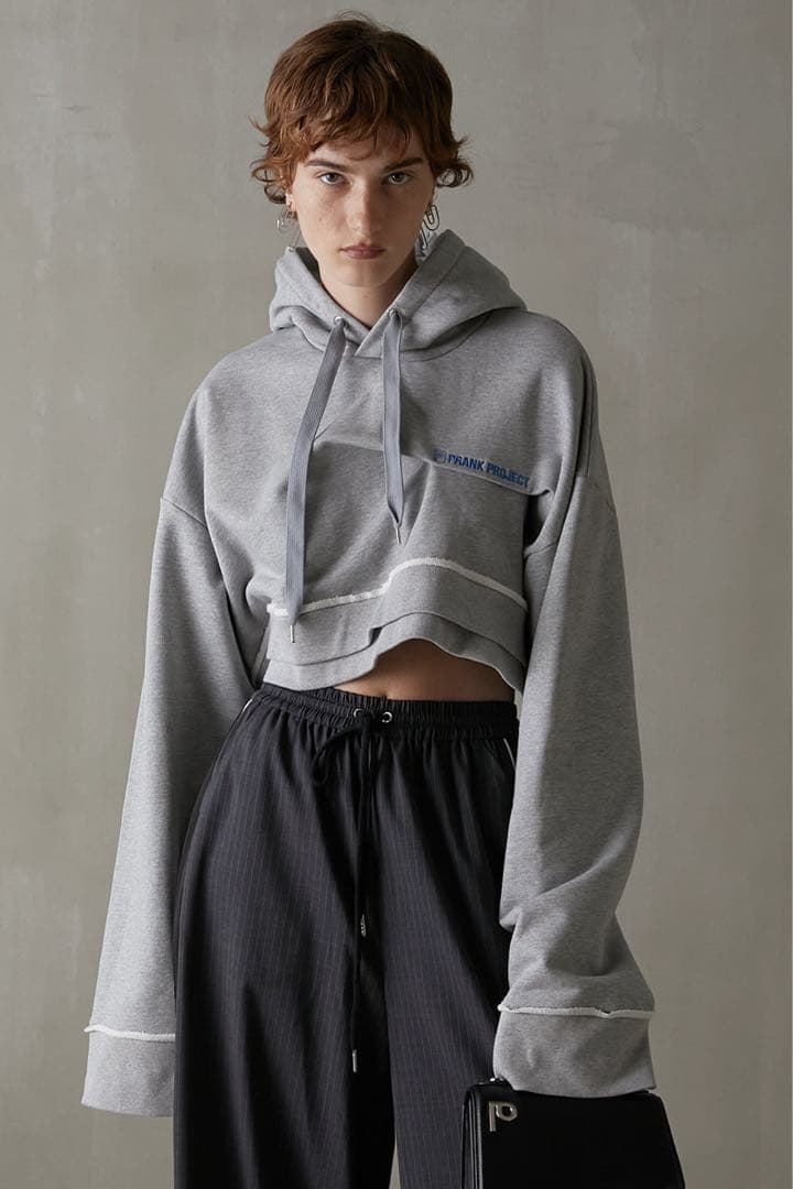 PRANK PROJECT クロップドフーディ ライトグレー