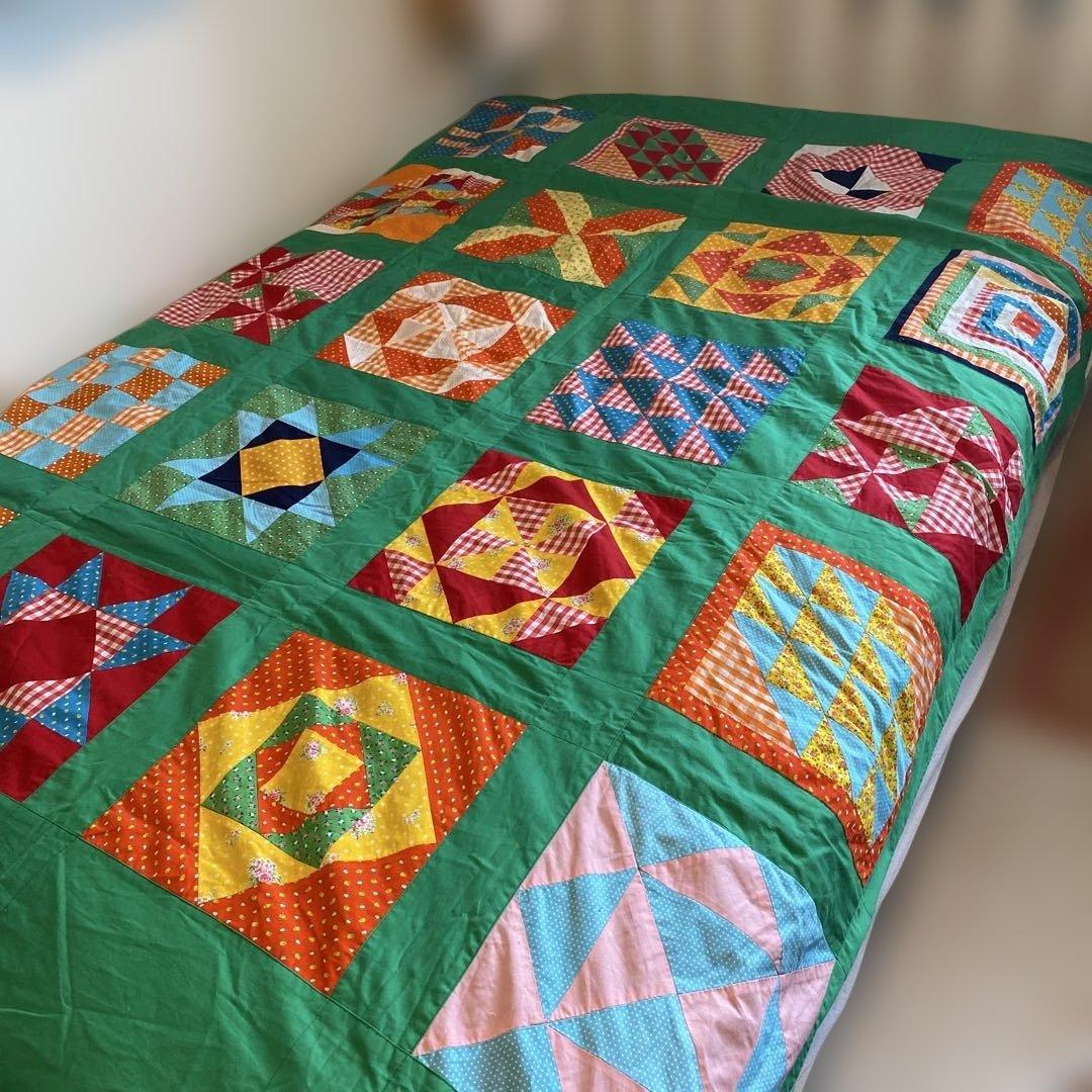 パッチワークキルトマルチカバーハンドメイド☆ビッグサイズ☆アメリカンカントリー