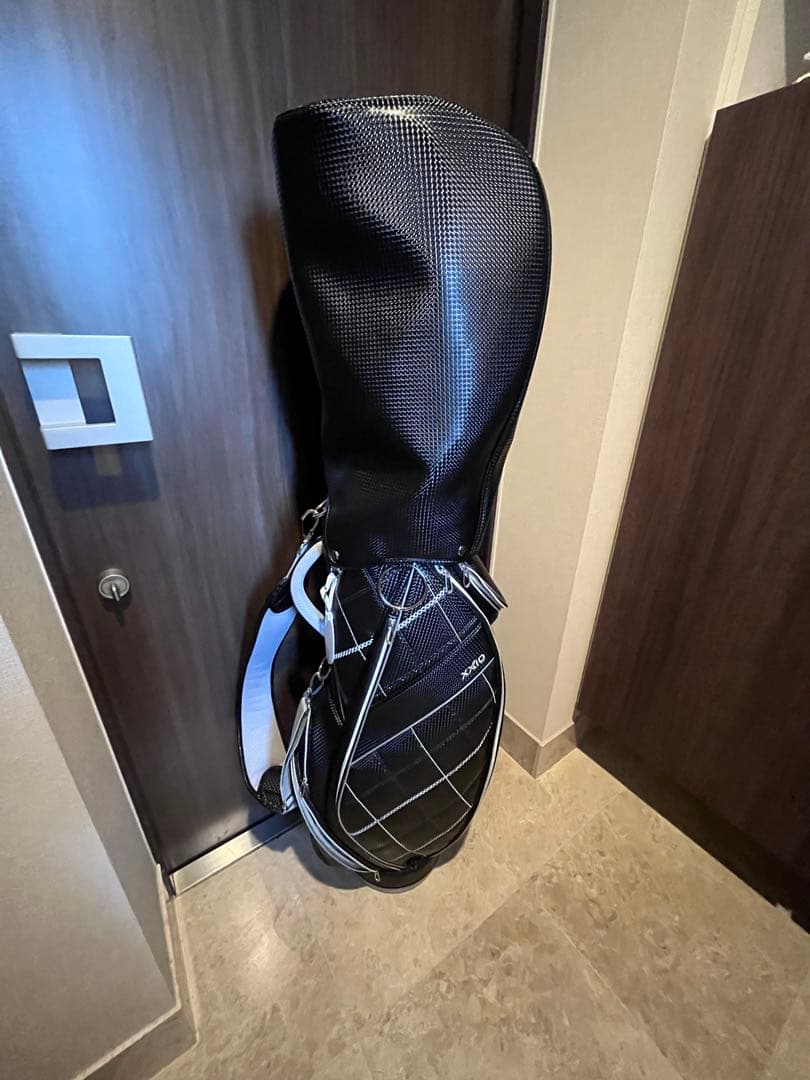 XXIO ゼクシオ キャディバッグ GGC-X162W 8.5型