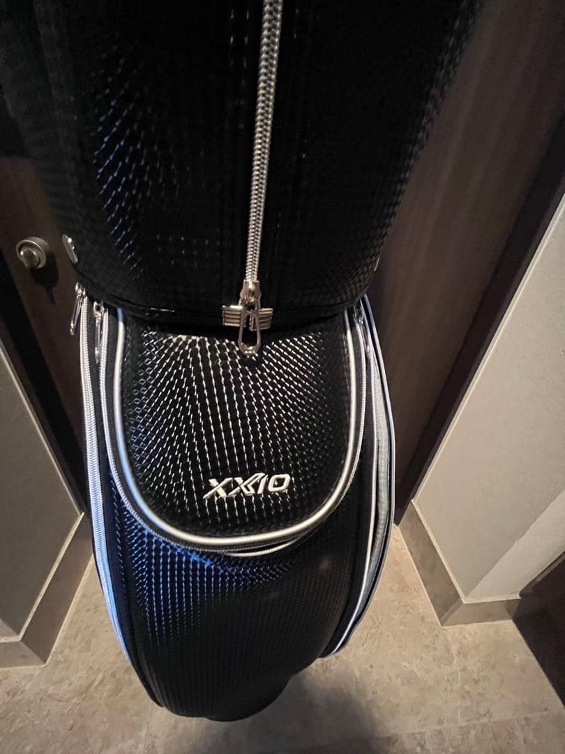 XXIO ゼクシオ キャディバッグ GGC-X162W 8.5型