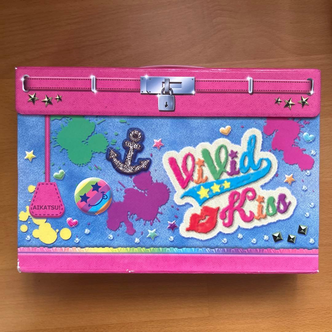 【レアカード有】アイカツカード122枚まとめ売り＋おまけのバインダーつき