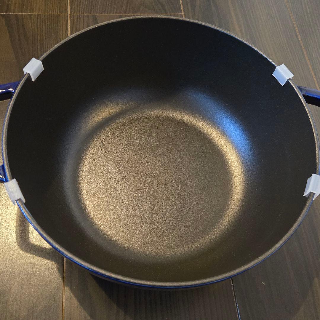 【中古】STAUB フレンチオーブン Lily グランブルー 24cm 3.6L