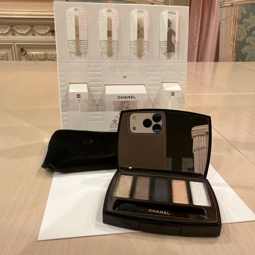 シャネルクリスマスコフレ