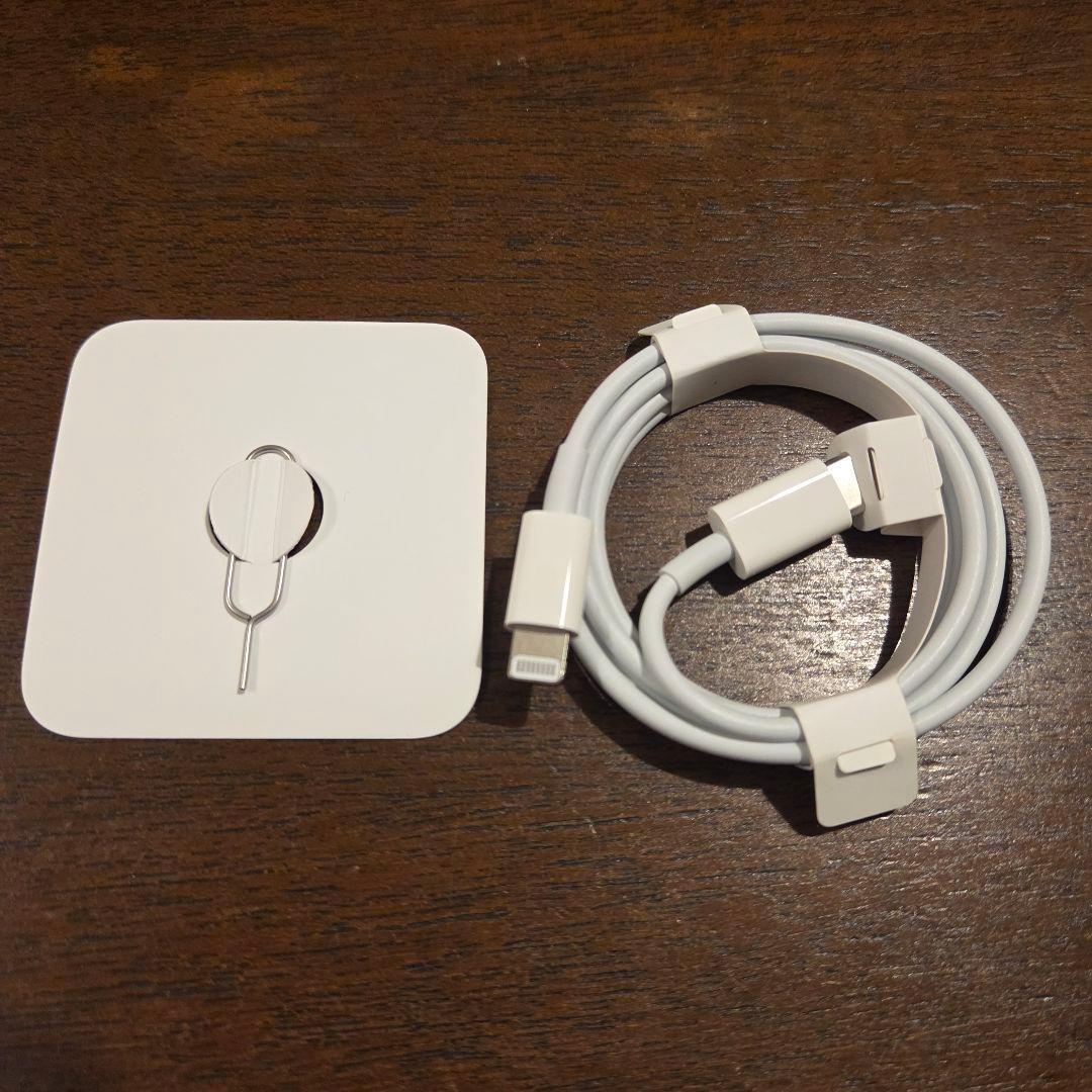 Apple iPhone SE (第3世代) 赤 128GB