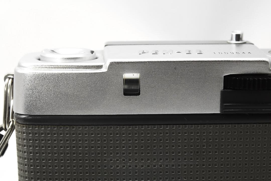 【完動品】オリンパス ペンEE 28ｍｍ F/3.5 ハーフサイズカメラ