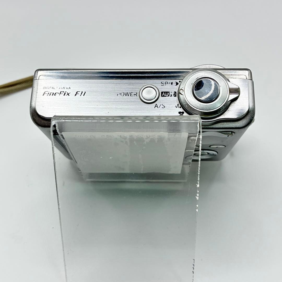 Fujifilm FinePix F11 デジタルカメラ