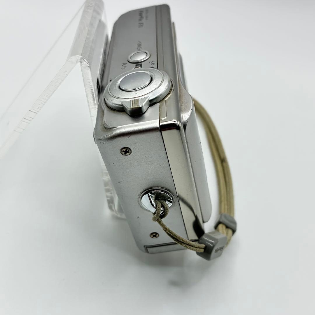 Fujifilm FinePix F11 デジタルカメラ