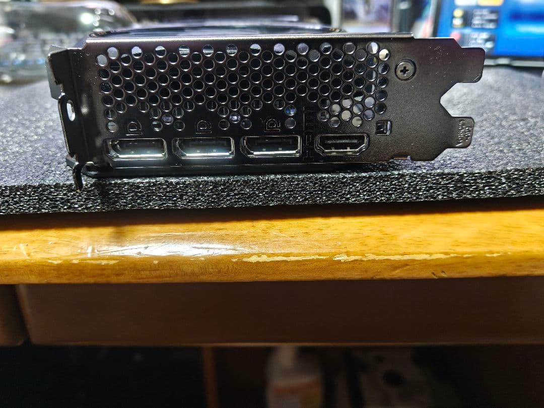 グラフィックボード・グラボ・ビデオカード GeForce RTX 4060 Ti VENTUS 2X BLACK 8G