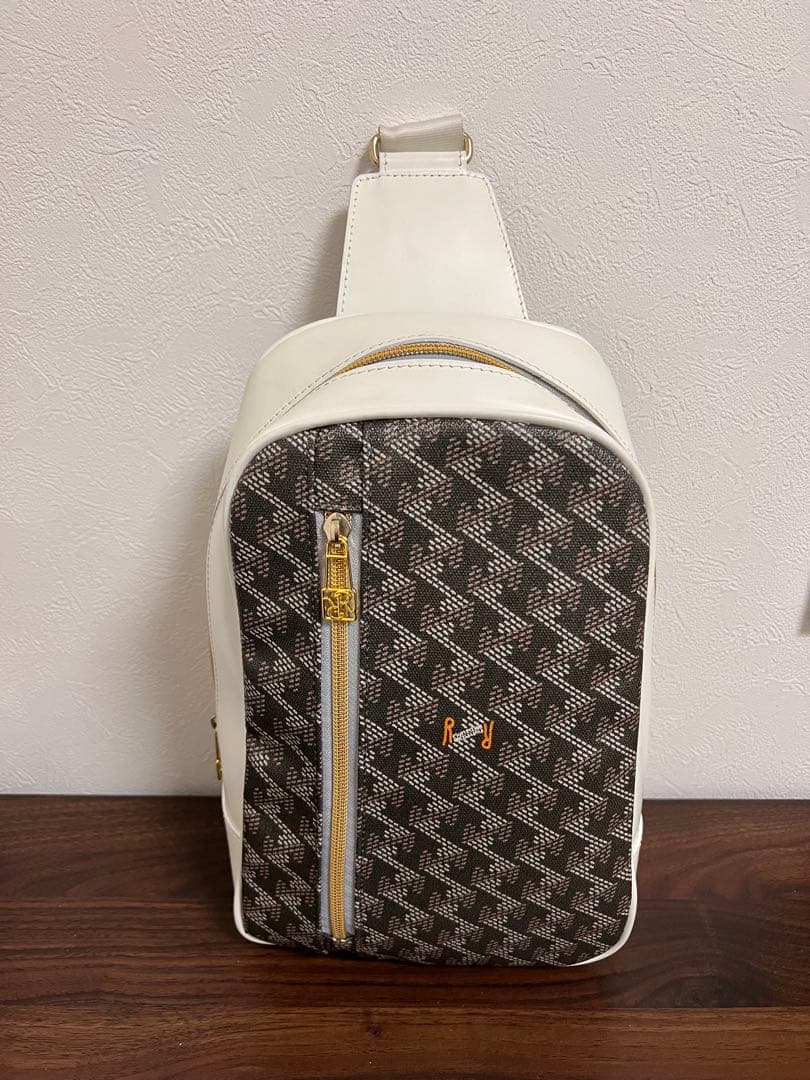 レザレクション　ブランタ　NO.2 ボディバッグ　定価¥31,350