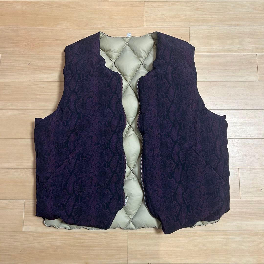 STUSSY PYTHON REVERSIBLE キルティングダウンベスト