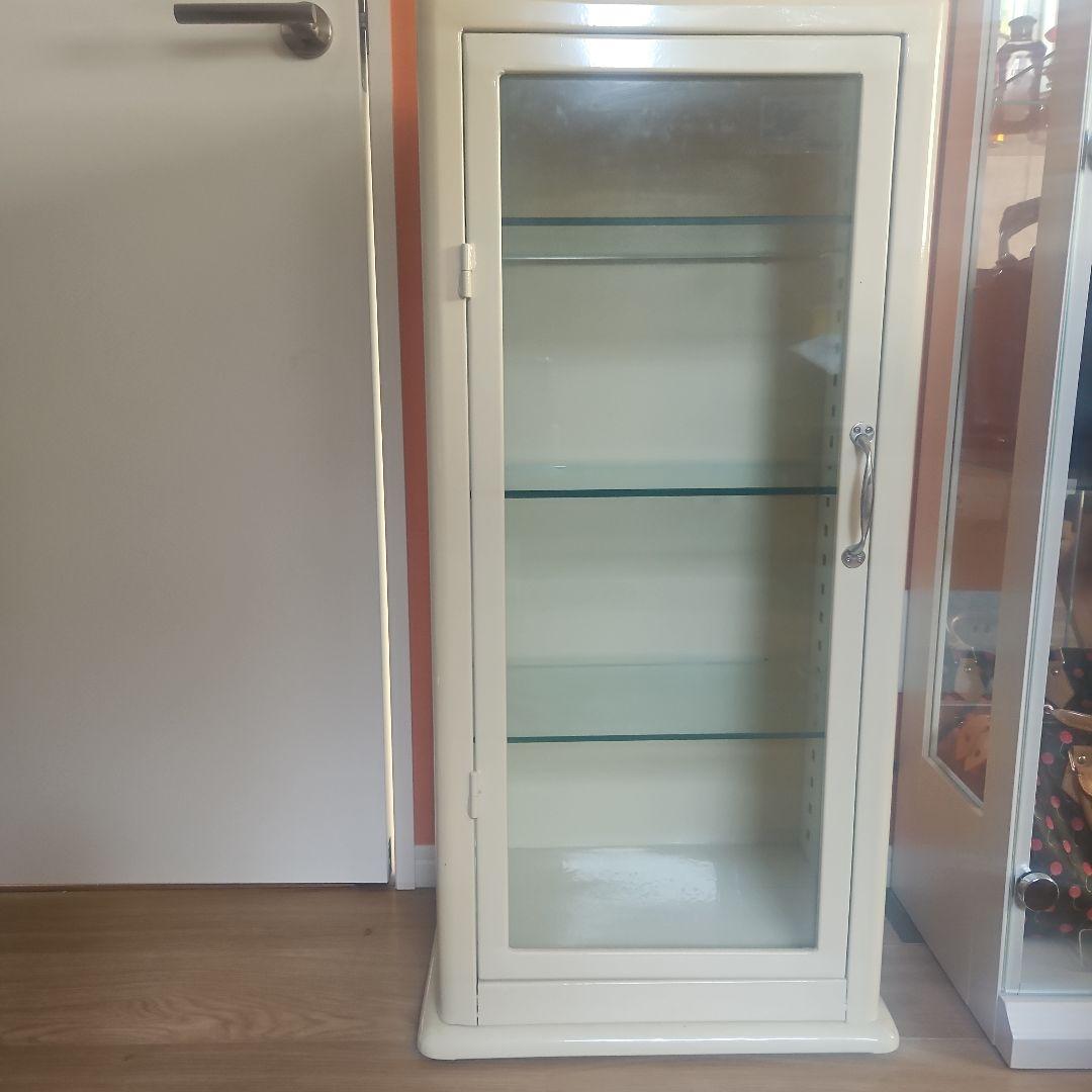 【美品】ダルトン ガラス キャビネット ディスプレイケース アイボリー 4棚