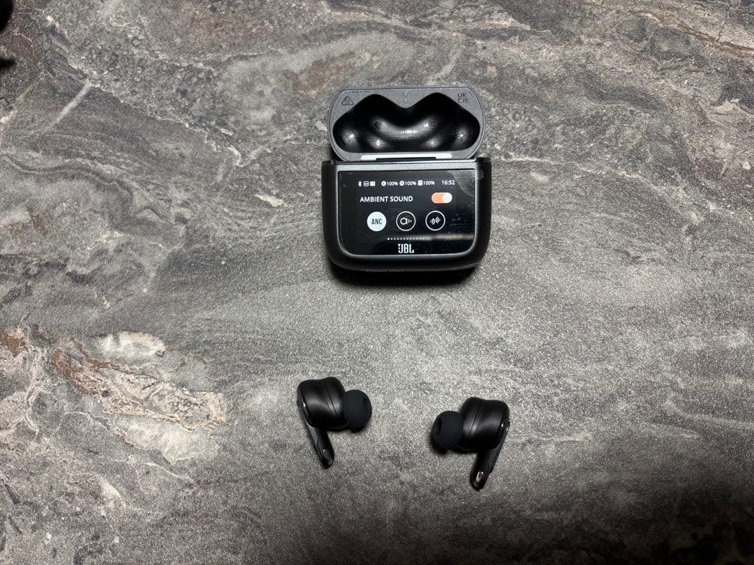 JBL Tour Pro 3 ケース付(非純正)