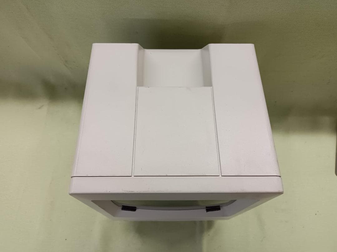 都《MNLAK》Macintosh　SE/30　液晶　キズ多い　レトロ