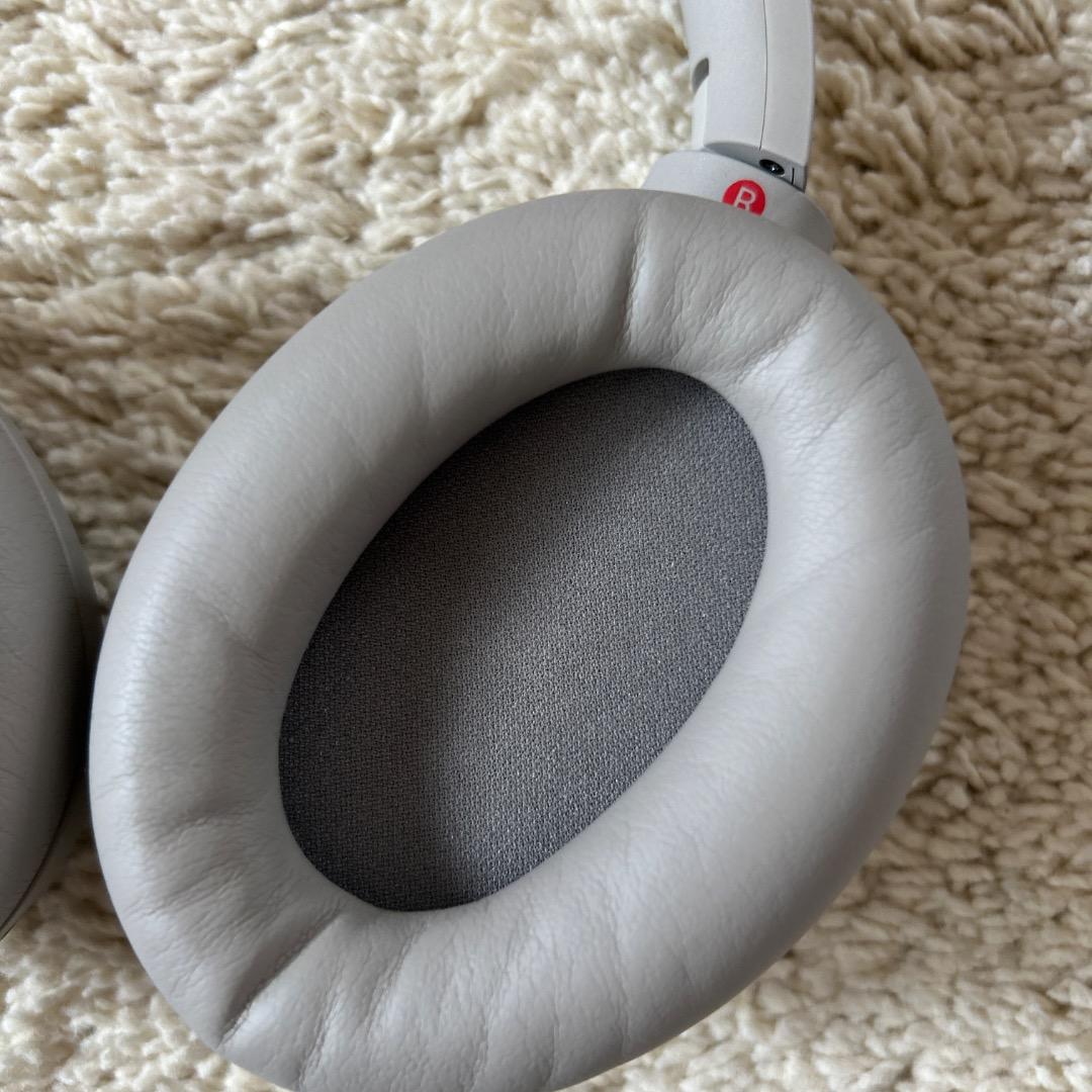 ソニーSONY　ノイズキャンセリングヘッドホン　WH-1000XM4