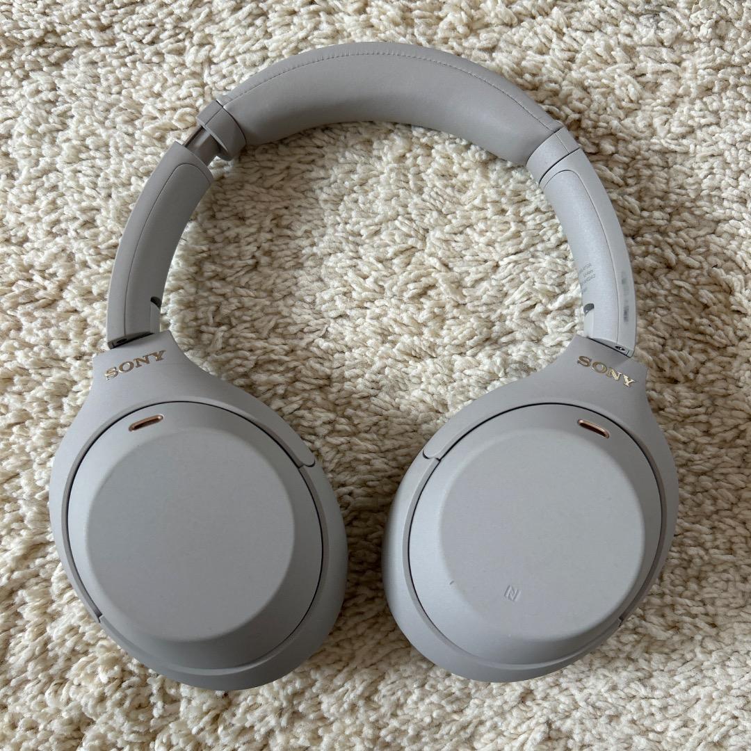 ソニーSONY　ノイズキャンセリングヘッドホン　WH-1000XM4