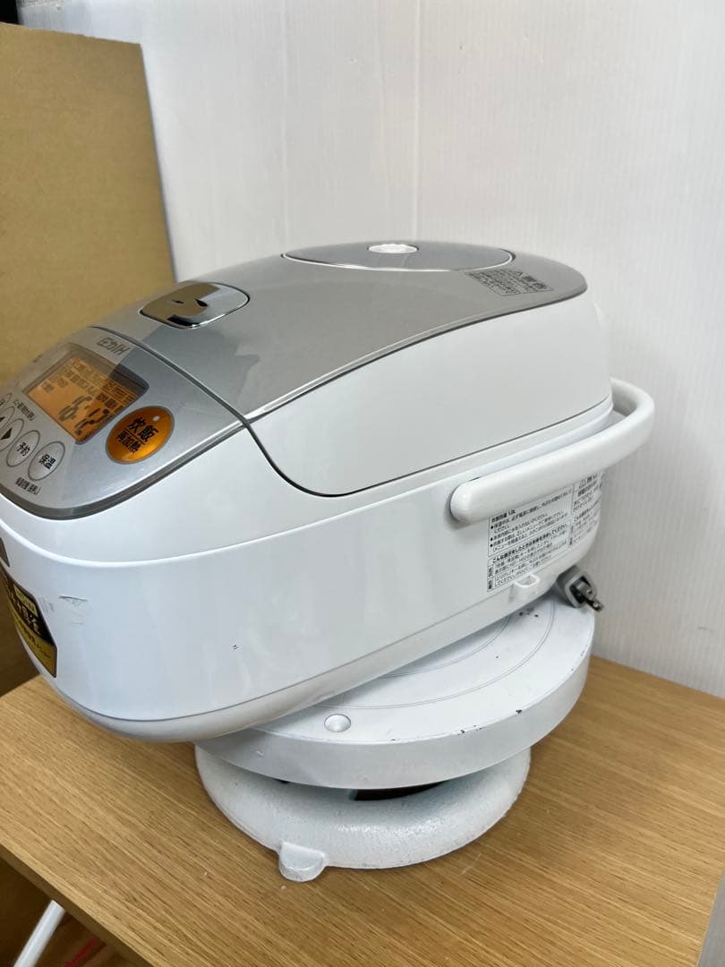 象印 圧力IH炊飯ジャー NP-BG10 1.0L（5.5合） 2017年製