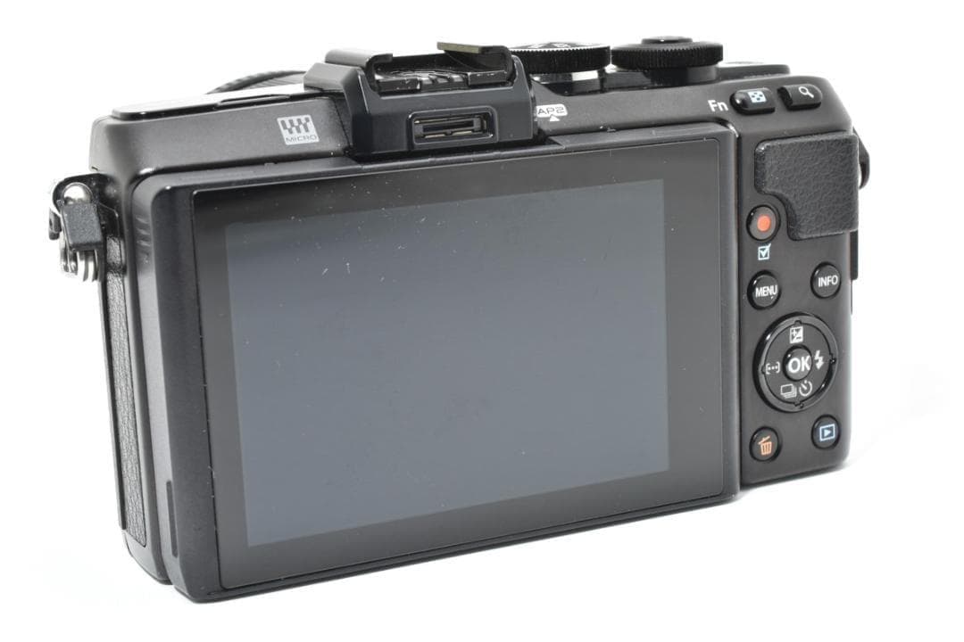 オリンパス　OLYMPUS PEN E-PL7 レンズキット 動作確認済品です