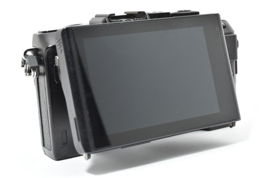 オリンパス　OLYMPUS PEN E-PL7 レンズキット 動作確認済品です