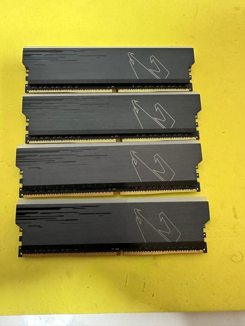 AORUS RGB MEMORY DDR4 8GB 4枚セット