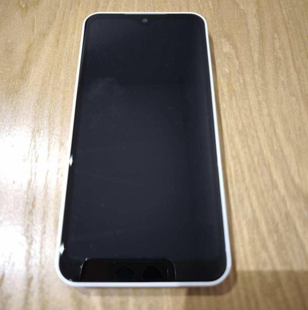 【美品】arrows We FCG01 64GB ホワイト