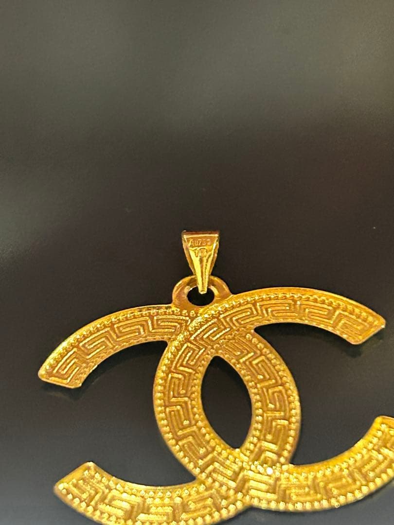 k18/Au750YG ペンダントトップ