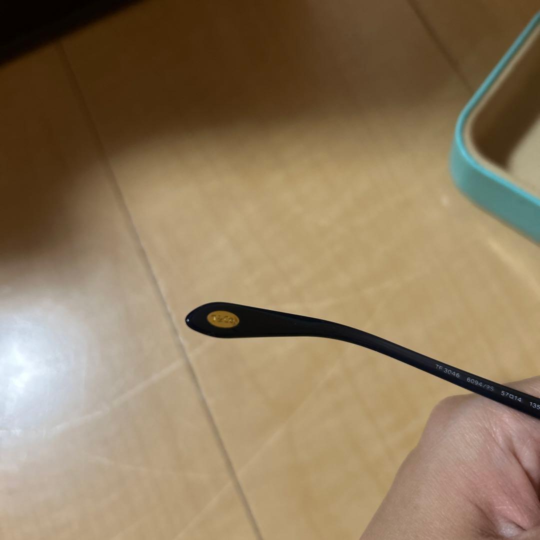 リ*ン様 Tiffany アビエーター サングラス ブラックレンズ ゴールドフレ