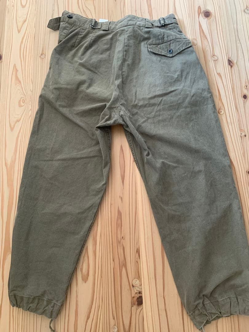 OUTIL ウティ　パンツ