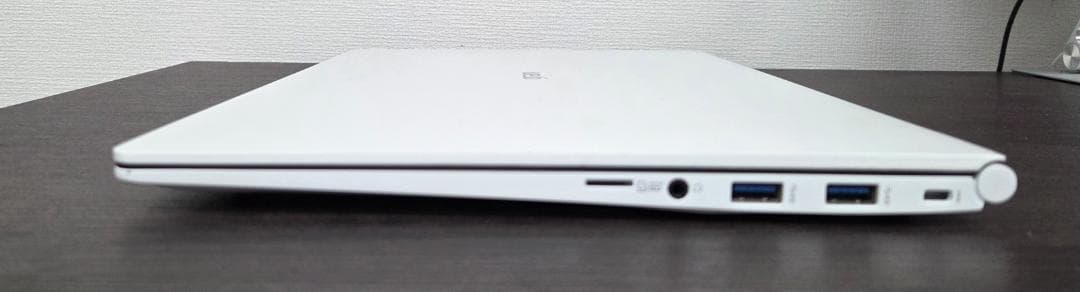 LG gram 15インチ/ i5 / 16Gb / 512Gb / オフィス