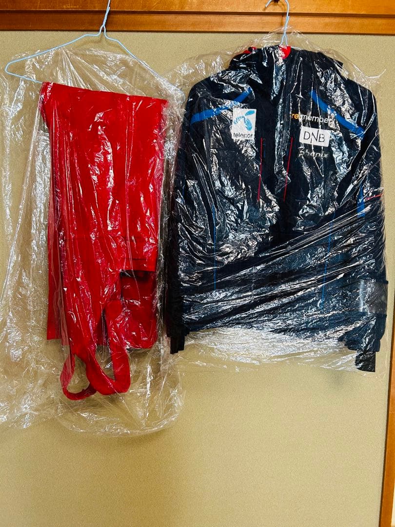 【本日20時からタイムセール！】フェニックス/Phenix スキーウェア子ども用