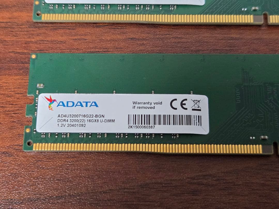 ADATA DDR4 3200 16×2 32GB メモリー