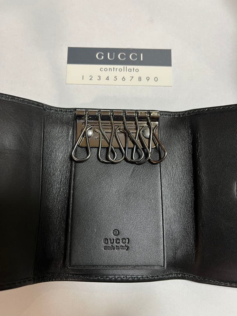 【さきりん】　GUCCI ブラック キャンバス　モノグラム　キーケース
