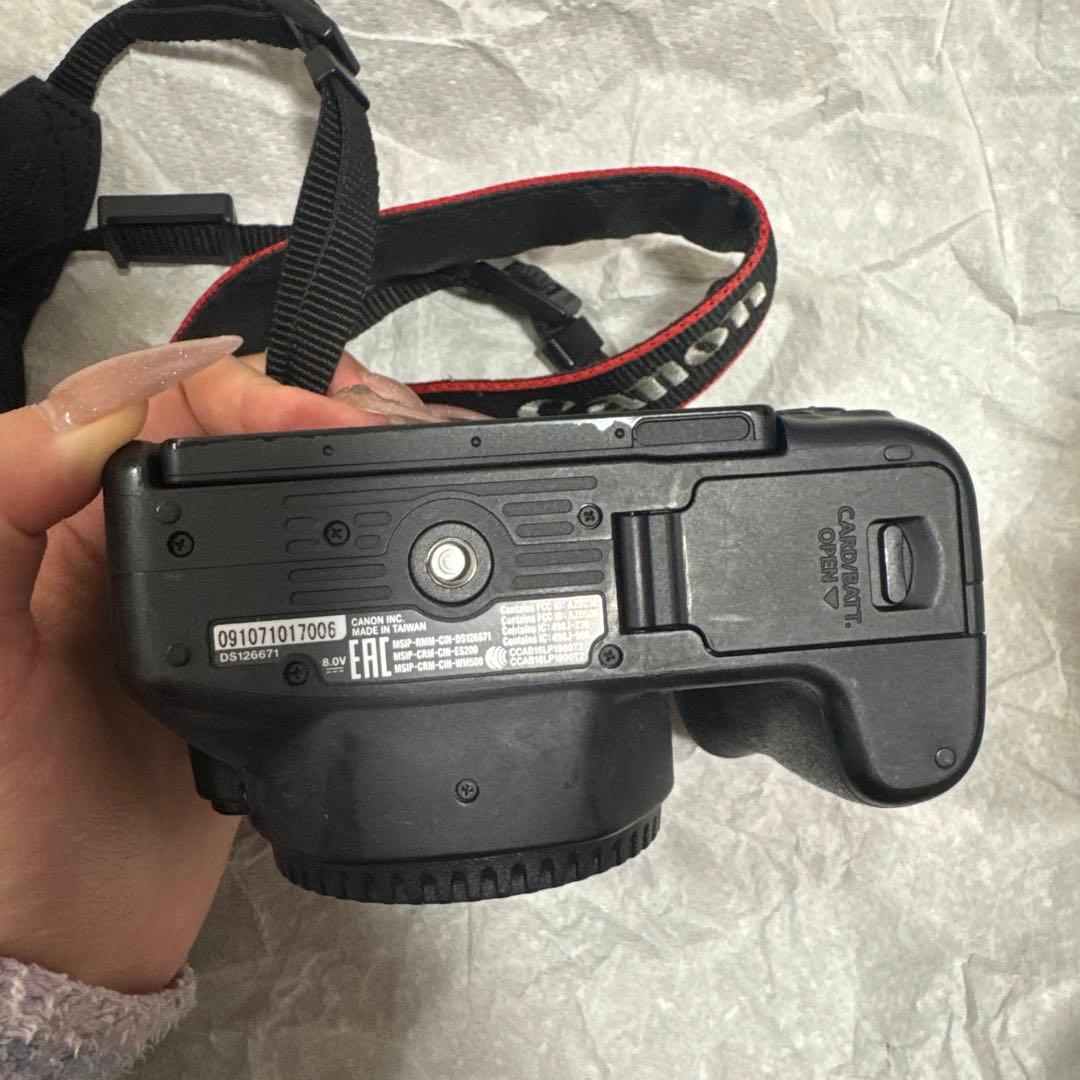 canon eos kiss x9 ボディ本体